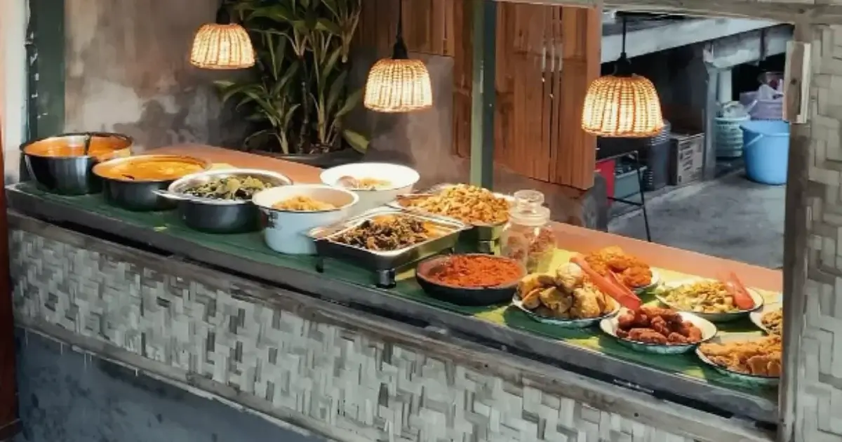 Warung Kelapa Muda Bu Ani